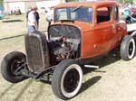 32 Ford Hiboy 5W Coupe